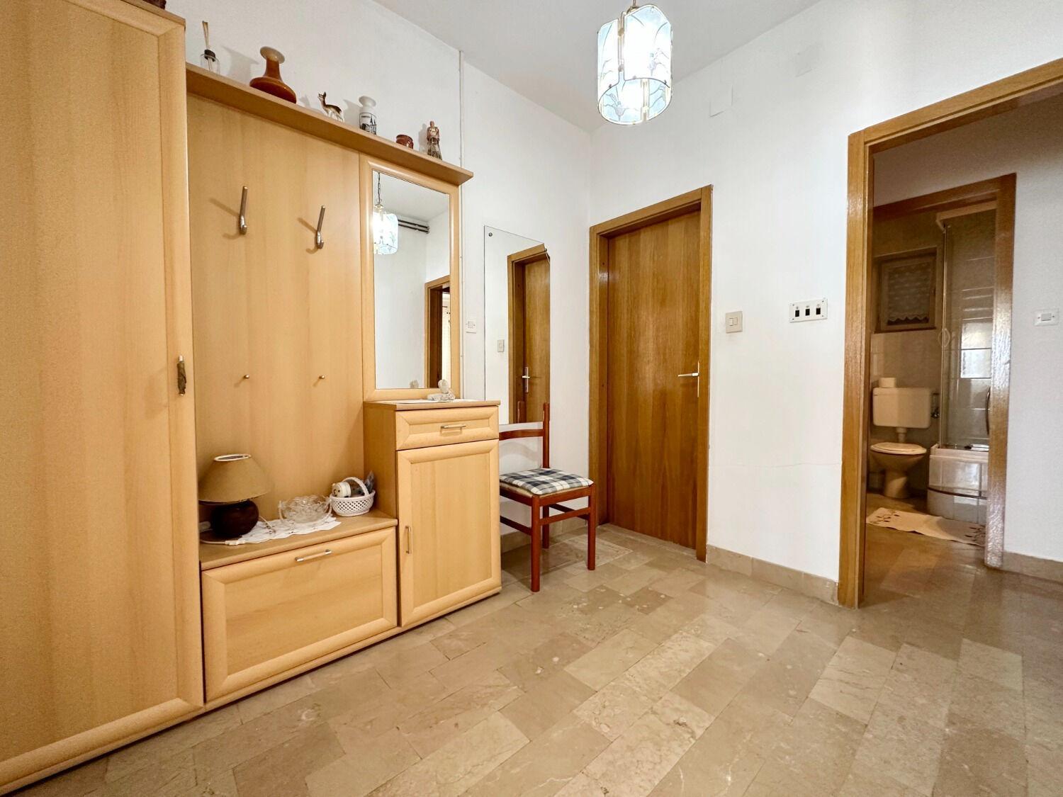 Apartments Mihaela โตรกีร์ ภายนอก รูปภาพ