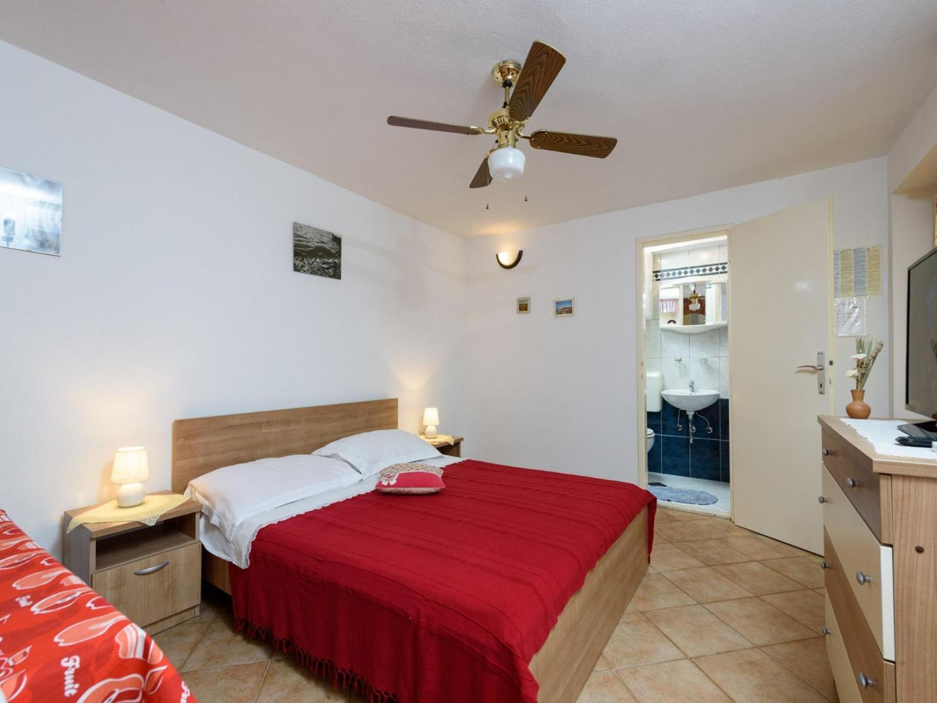Apartments Mihaela โตรกีร์ ภายนอก รูปภาพ